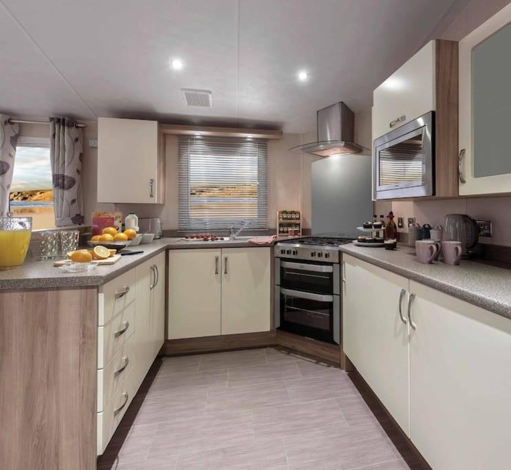 Lagooncombe Modern And Cosy Holiday Home Haverigg Buitenkant foto