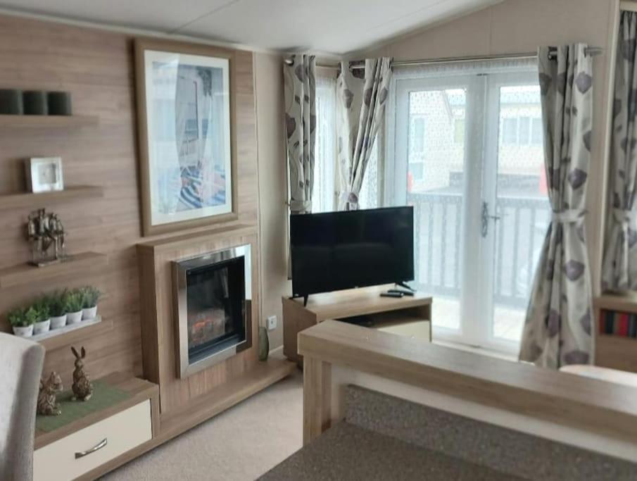Lagooncombe Modern And Cosy Holiday Home Haverigg Buitenkant foto